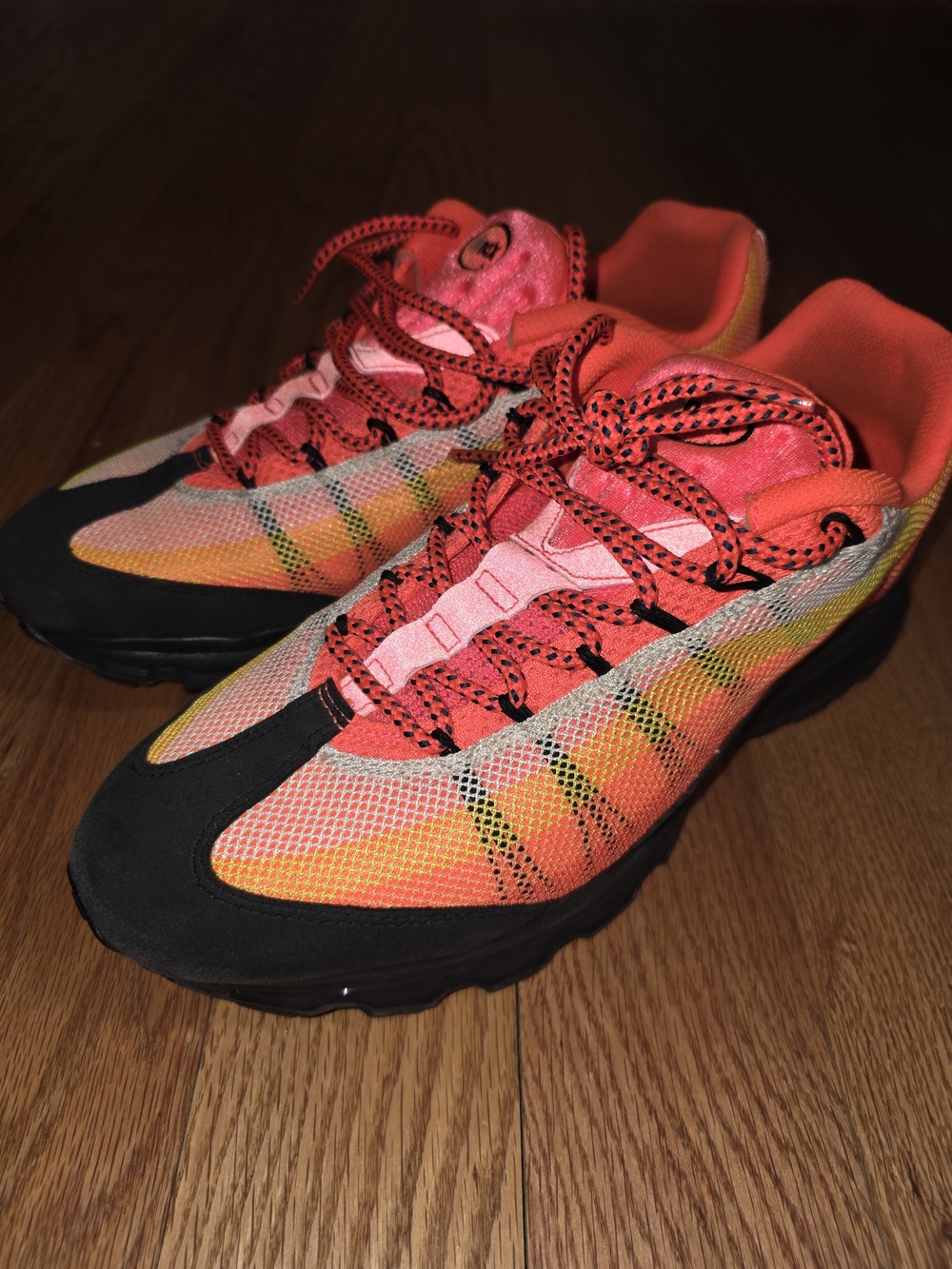 Nike Air Max 95 Dynamic Flywire (Total Crimson/Black Total Orange) Size US 10.5